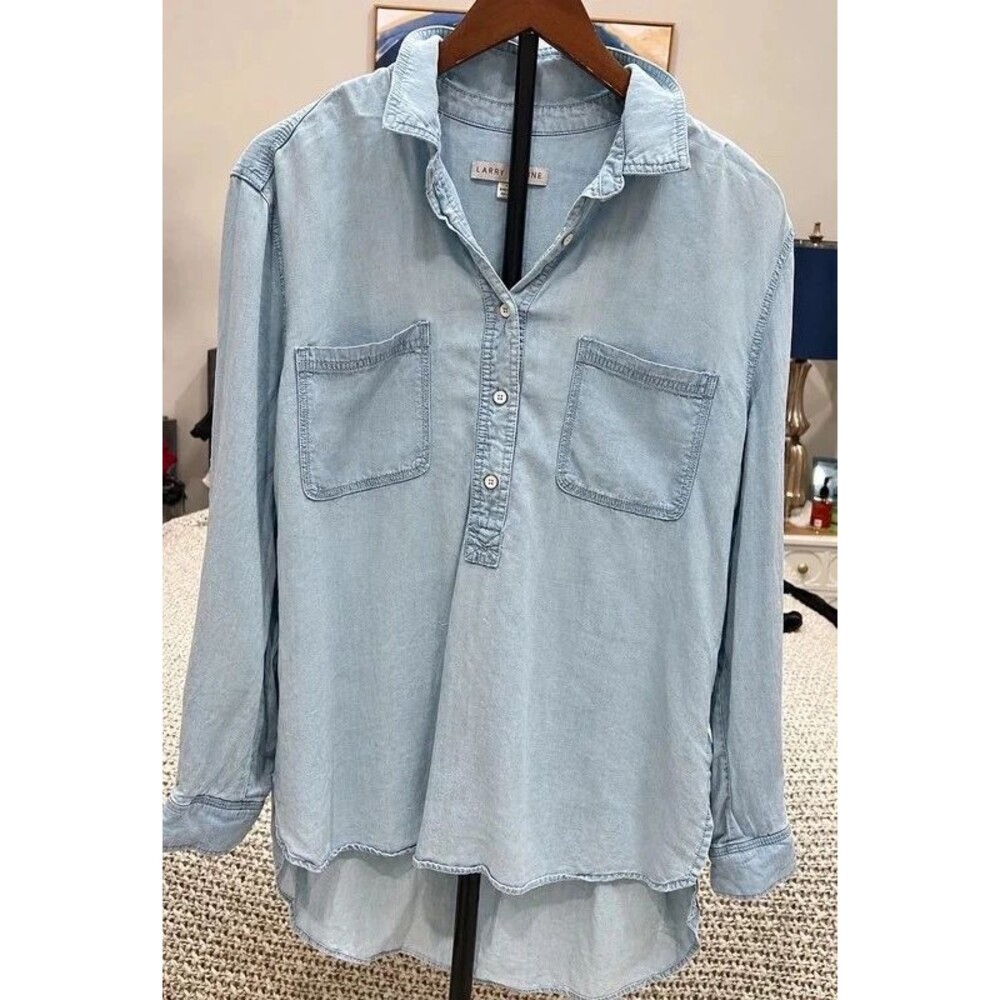 Larry Levine Women’s Light Blue Chambray Tunic Shirt – Size Medium